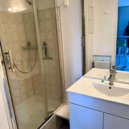 Apartment Ideal Couple